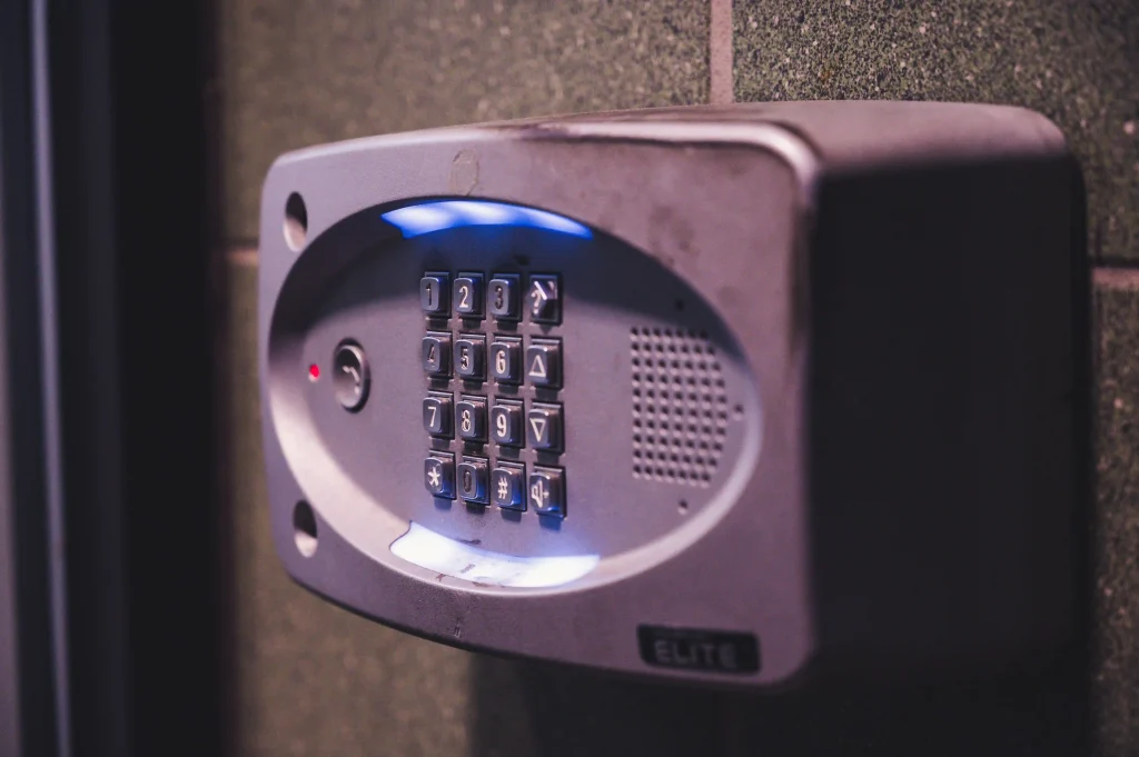 Password reuse and account access risk